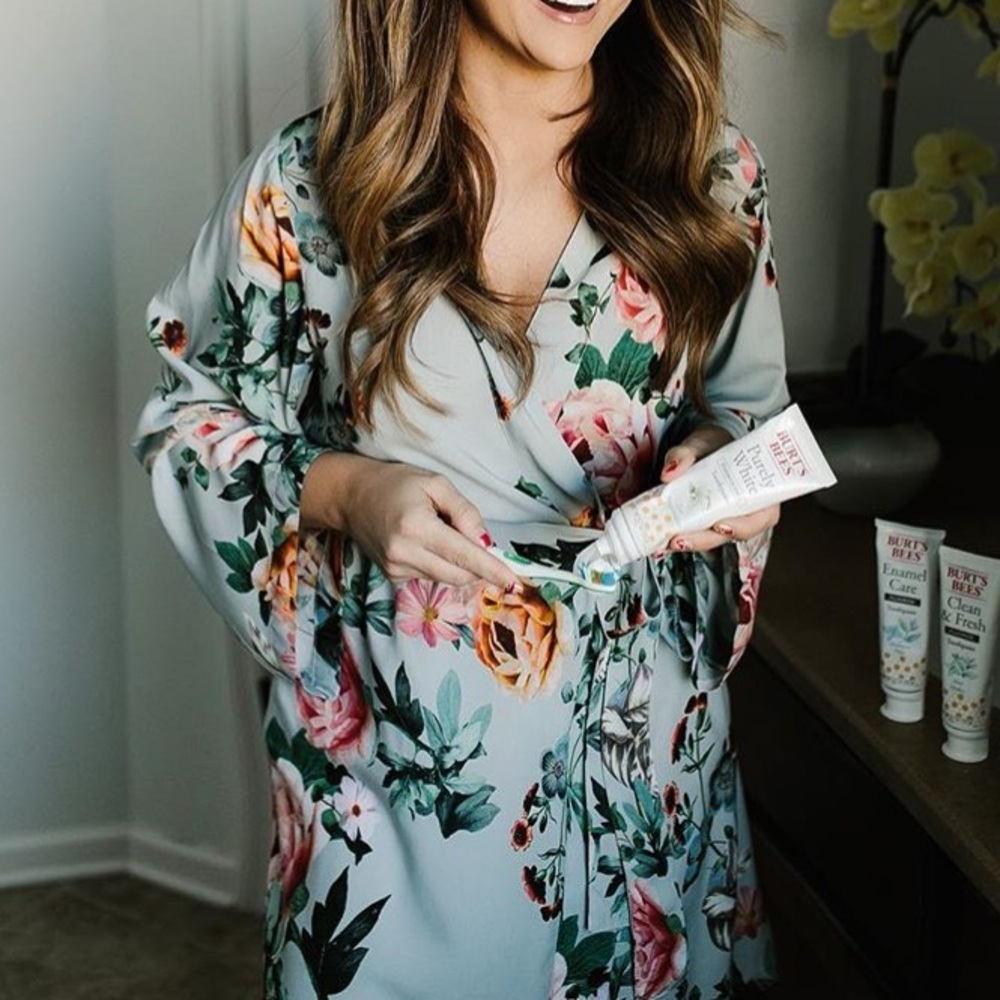 Silky mid-length robe